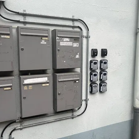 6 Hagenerstr 72 57072 * Siegen